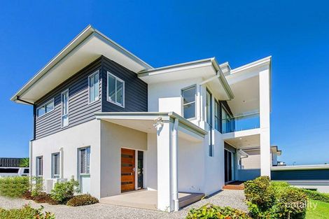 Property photo of 2 Tralee Court Carrara QLD 4211