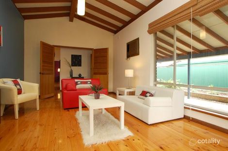 Property photo of 40 Nedland Crescent Port Noarlunga South SA 5167