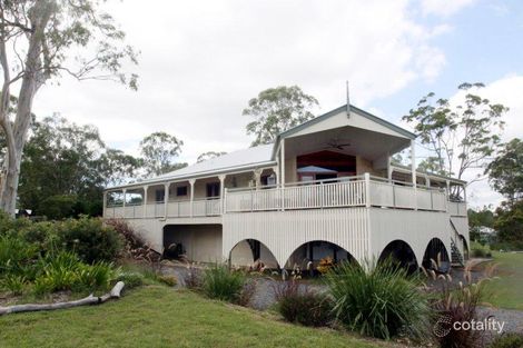 127 Hall Rd, Elimbah, QLD 4516