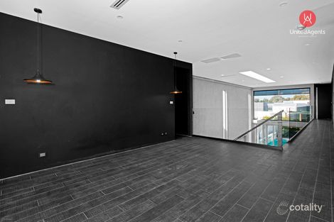 Property photo of 18 Corduroy Road Elizabeth Hills NSW 2171