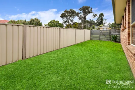 Property photo of 8 Harbour Boulevard Bomaderry NSW 2541