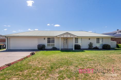 Property photo of 22 Emerald Drive Kelso NSW 2795