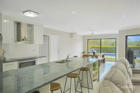 Property photo of 30 Jillaroo Close Benaraby QLD 4680