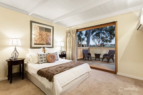 Property photo of 33 Lawanna Drive Templestowe VIC 3106