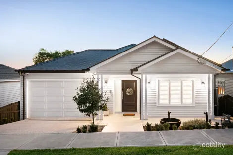 11 Rainer St, Pascoe Vale South, VIC 3044