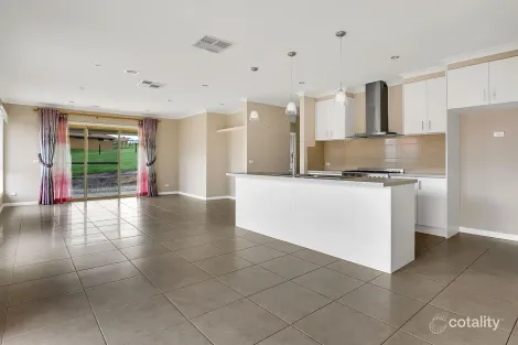 Property photo of 19 Aurina Drive Wallan VIC 3756