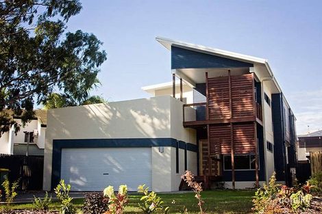 Property photo of 11 Pacific Drive Blacks Beach QLD 4740