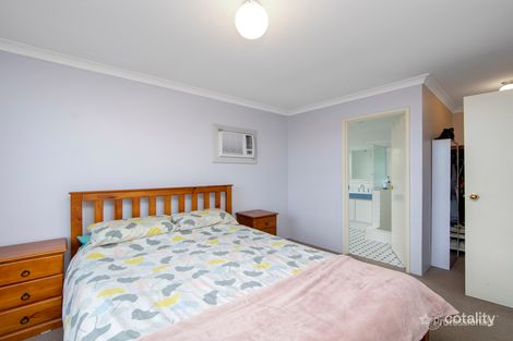 Property photo of 10 Shortridge Way Quinns Rocks WA 6030