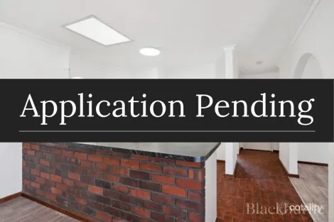 Property photo of 11 Bladon Way Swan View WA 6056