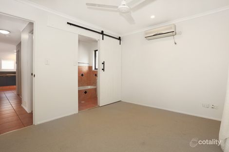Property photo of 1 Jade Stone Court Carrara QLD 4211