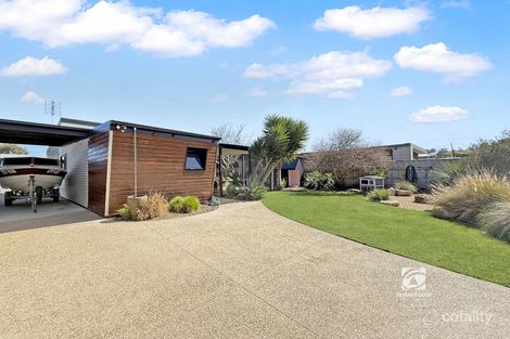 16 Long St, Lakes Entrance, VIC 3909