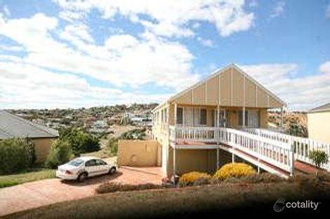 4 Ibis Cres, Hallett Cove, SA 5158