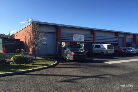 15-17 Slough Rd, Altona, VIC 3018