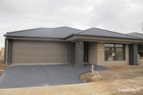 Property photo of 17 Carmine Circuit Burnside VIC 3023