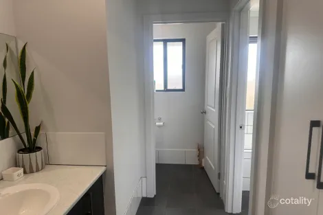 Property photo of 1 Olden Parade Tanunda SA 5352