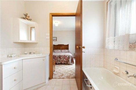 Property photo of 4/46 Arrandale Avenue Alfredton VIC 3350