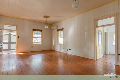 Property photo of 30 Nudgee Road Hamilton QLD 4007