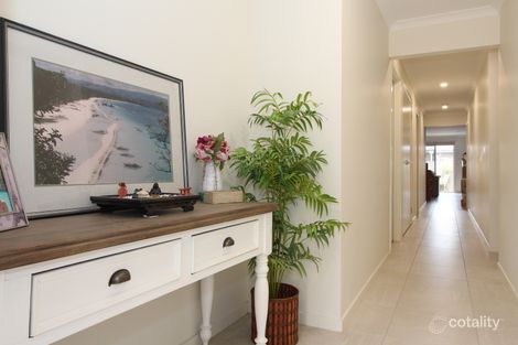 Property photo of 1/11 Snowden Crescent Willow Vale QLD 4209