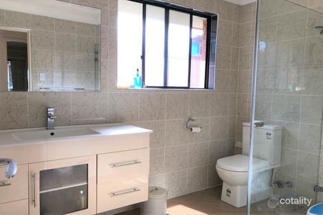 Property photo of 15 Hinkler Place Doonside NSW 2767