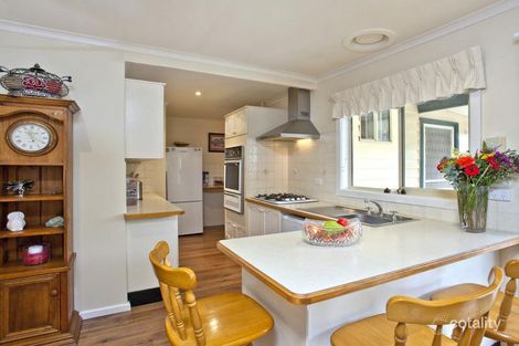 Property photo of 7 Raleigh Grove Essendon North VIC 3041