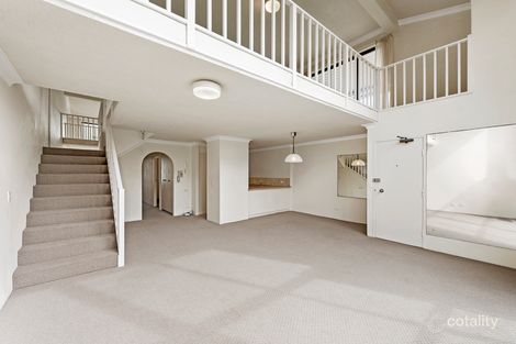 Property photo of 10/8-10 Queensland Avenue Broadbeach QLD 4218