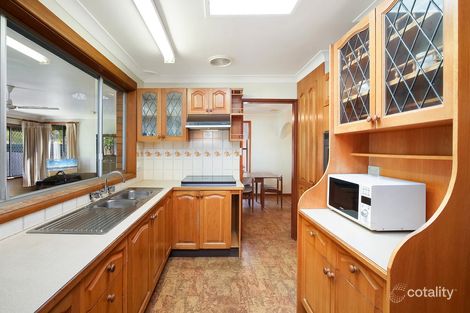 Property photo of 27 Wendy Drive Point Clare NSW 2250