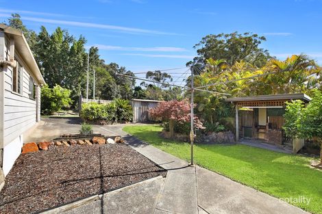 Property photo of 27 Wendy Drive Point Clare NSW 2250