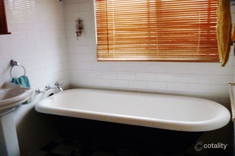 Property photo of 52 Carbasse Crescent St Helens Park NSW 2560