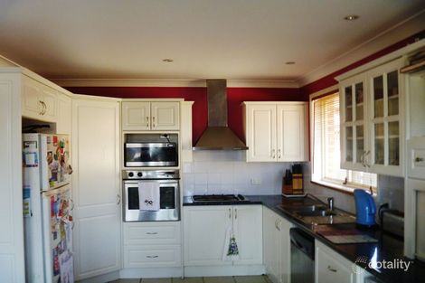 Property photo of 52 Carbasse Crescent St Helens Park NSW 2560