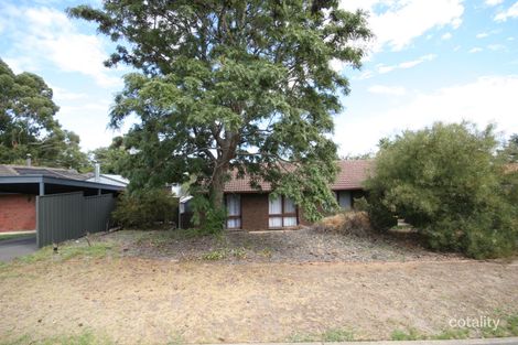 4 Tania Dr, Aberfoyle Park, SA 5159