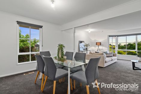 Property photo of 2 Nandina Close Warranwood VIC 3134
