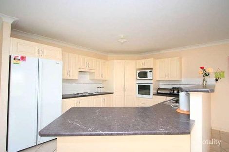 Property photo of 8 Dominic Cove Rutherford NSW 2320
