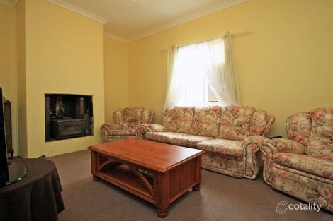 Property photo of 4 Lake Road Fennell Bay NSW 2283