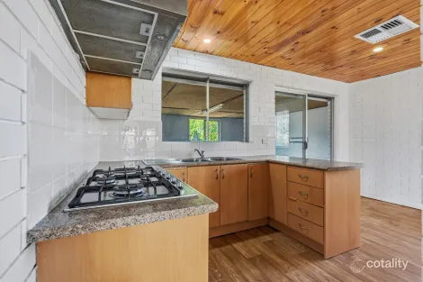 Property photo of 37 Abbott Way Swan View WA 6056