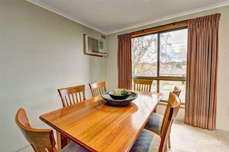 Property photo of 11 Kinnane Court Ballarat North VIC 3350