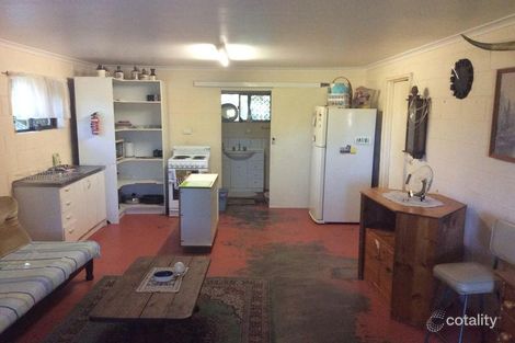 Property photo of 15 Burgowan Road Torbanlea QLD 4662