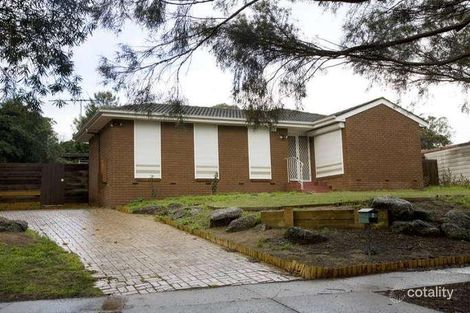 8 Ramsay Ct, Endeavour Hills, VIC 3802