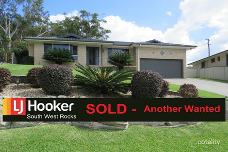 Property photo of 26 Peter Mark Circuit South West Rocks NSW 2431