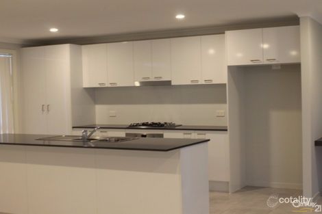 Property photo of 58 Seaside Boulevard Fern Bay NSW 2295
