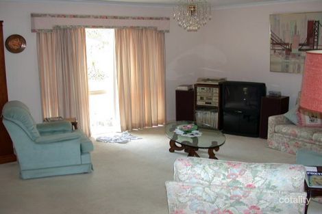 11 Foxmont Dr, Carina, QLD 4152