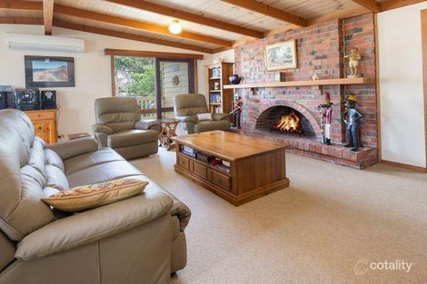 12 Bath St, Blairgowrie, VIC 3942
