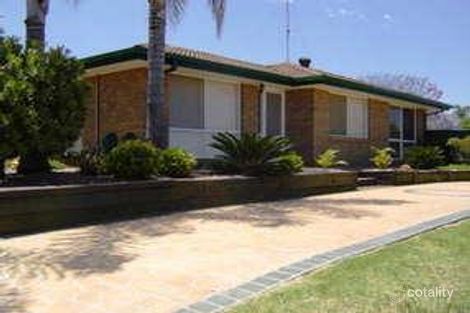 7 Darnay Pl, Ambarvale, NSW 2560