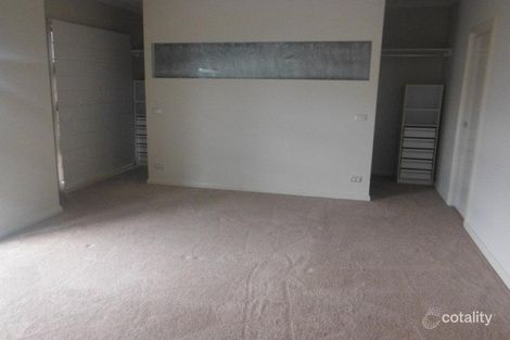 Property photo of 18 John Penn Drive Tomakin NSW 2537
