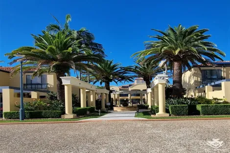 33/206 Cheltenham Dr, Robina, QLD 4226