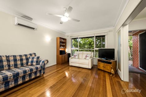 Property photo of 2/2 Willow Grove Canterbury VIC 3126