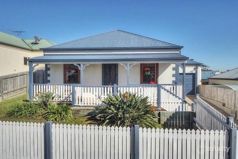 Property photo of 8 Creekside Drive Springfield Lakes QLD 4300