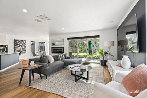Property photo of 10 Athens Place Oak Park VIC 3046