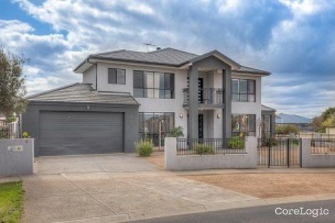 Property photo of 3 Lavinia Drive Tarneit VIC 3029