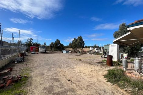 22 Beaconsfield Ave, Midvale, WA 6056