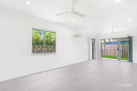 Property photo of 1/16 Sapphire Place Elanora QLD 4221